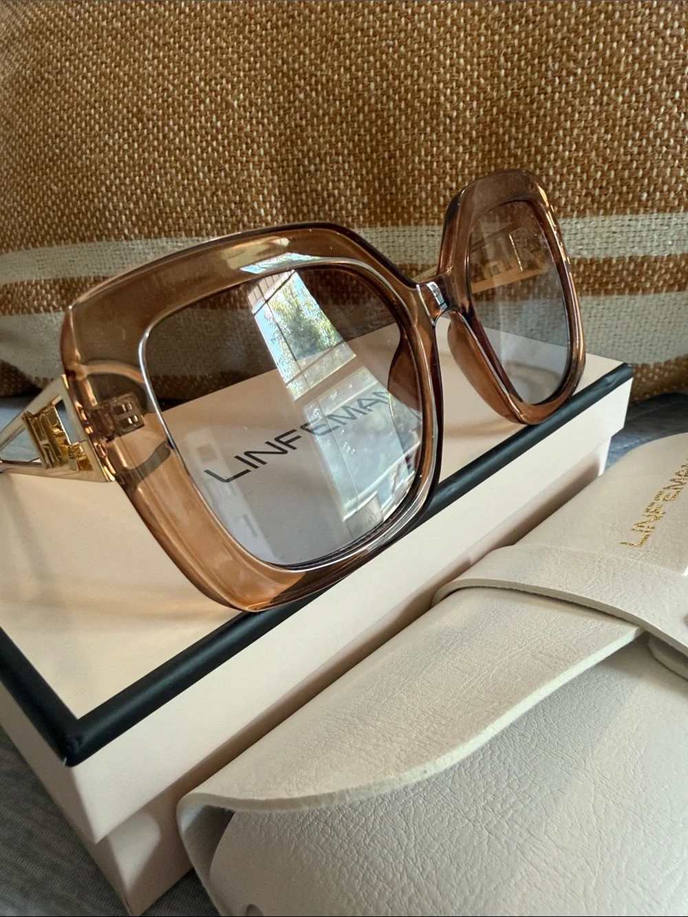 Women’s Square Gradient Sunglasses in Brown - NIB